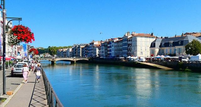 Comment se rencontrer à Bayonne